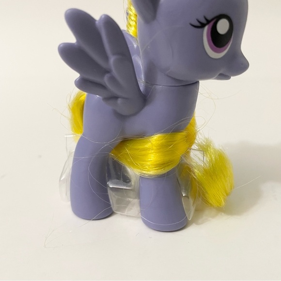 My Little Pony Lily Blossom Brushable Figure Toy - Picture 9 of 16